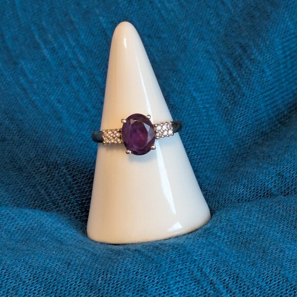 Elegant Amethyst ring - Picture 1 of 1